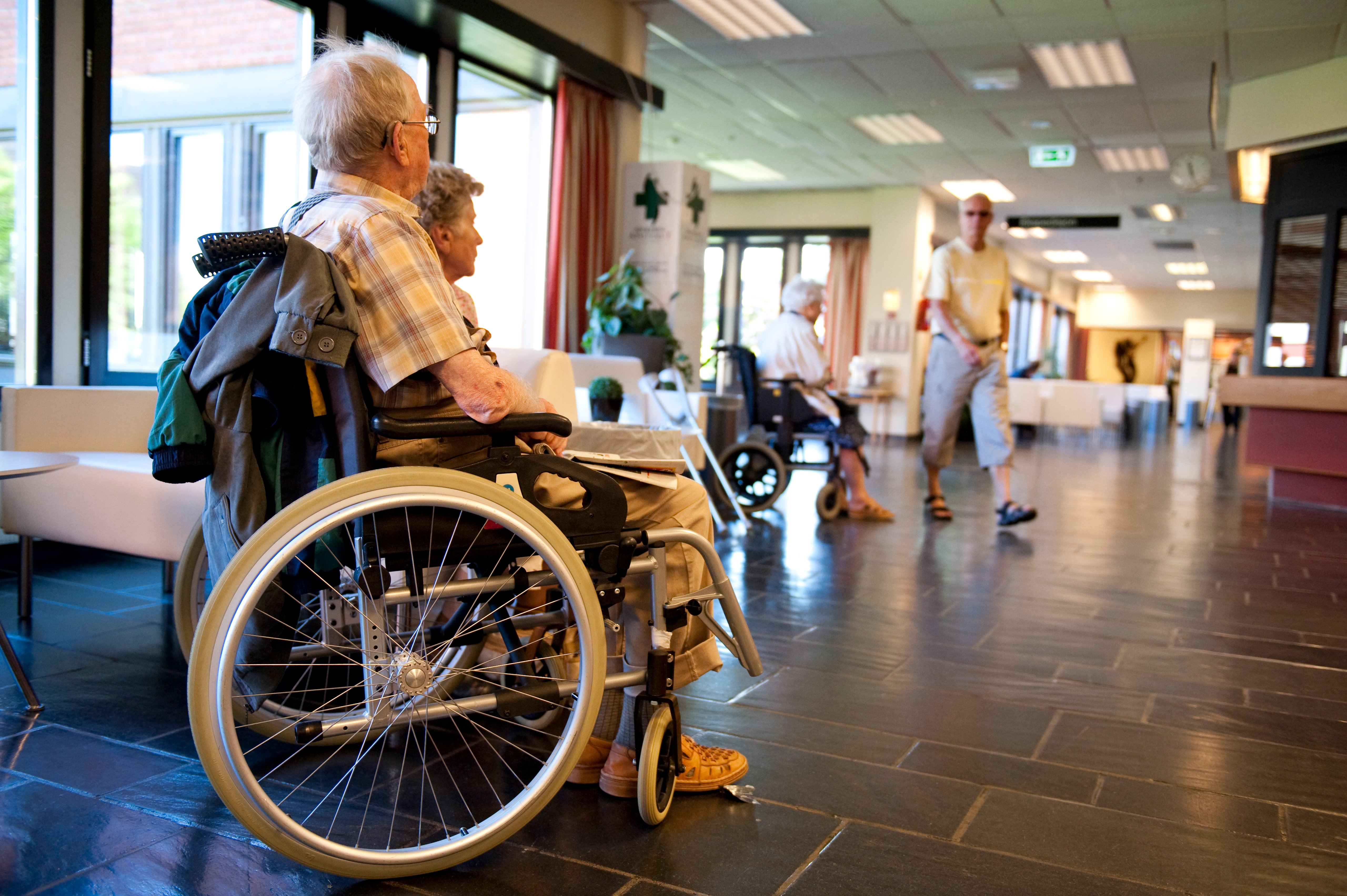 En person i rullestol