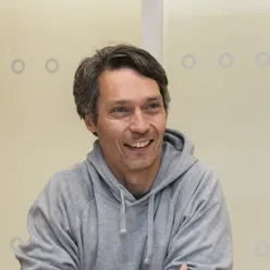 Illustrasjonsbilde av blid pasient