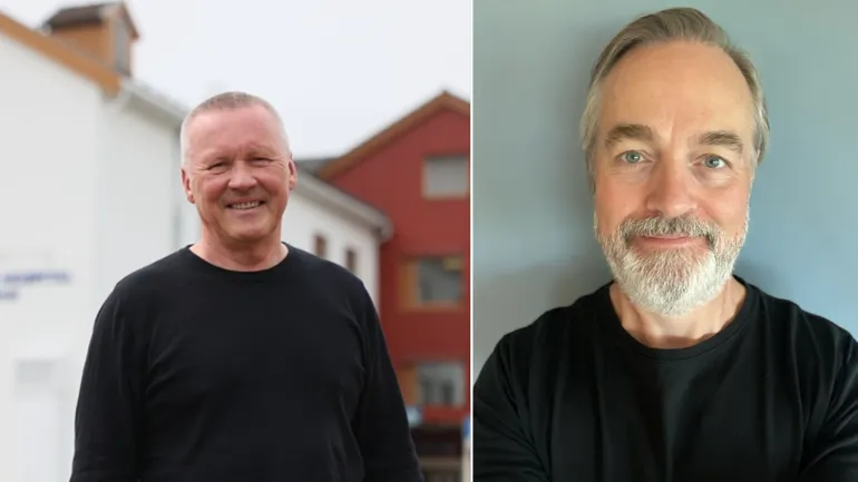 Et par menn som smiler