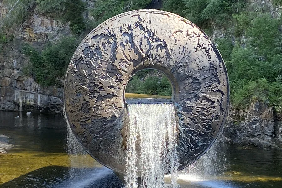 En stor vannfontene